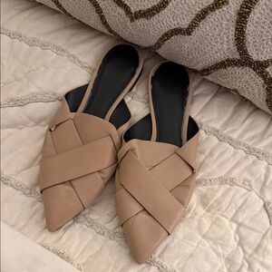 Marc Fisher slip on flat mule